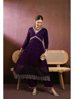 KVS FAB - Women Silk Blend Embroidered Wine Kurta with Pant