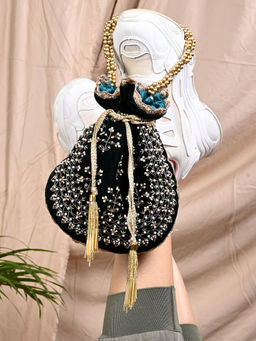 Odette - Bottle Green Velvet Potli Bag