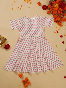 SAKA DESIGNS - Girls Knee-Length Floral Printed Rayon Kurta