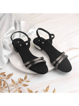 Mochi - Women Black Sandals