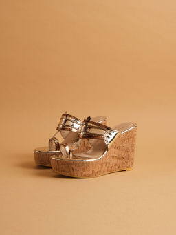 ERIDANI - Rose Gold Kolhapuri Wedges Heels