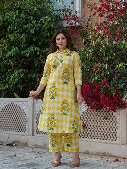 Yufta - Yellow Floral Collar Neck Kurta With Pant