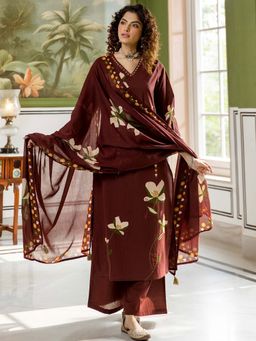 Label Madhuri Thakkar - Brown Floral V-Neck Kurta Palazzo With Dupatta