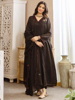 Label Madhuri Thakkar - Black Embroidered V-Neck Kurta Pant With Dupatta