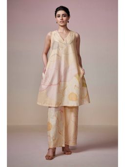 Dressfolk - Beige Chanderi Kurta and Pant (Set of 2)