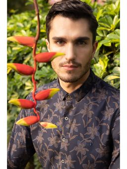 Simon Carter - Navy Shirt