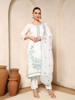Nehamta - Women White Floral Embroidery Kurta with Pant and Dupatta