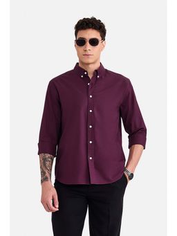 Snitch - Men Wine Solid Full Sleeves Regular Fit Casual Shirt