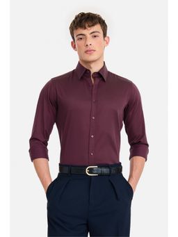 Snitch - Men Maroon Solid Full Sleeves Slim Formal Shirt