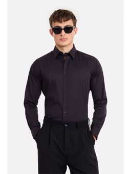 Snitch - Men Dark Wine Solid Full Sleeves Slim Formal Shirt