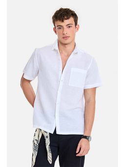 Snitch - Men White Solid Half Sleeves Regular Fit Shirt