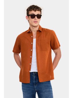 Snitch - Men Rust Solid Half Sleeves Regular Fit Shirt