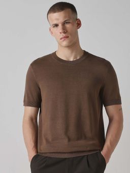 Mufti - Men Rich Chocolate Brown Solid T-shirt