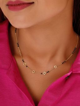 Mia by Tanishq - Sutra Diy with Heart Shape Motif Multiple Stacking Charm Chain (18)