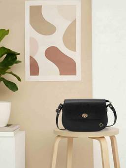 Metro - Women Black Casual Handbag