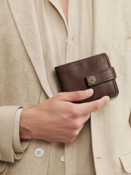 Hidesign - OKAVANGO W2 Genuine Leather Men Brown Bi-Fold Wallet (S)