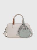 Off White color option, Currently selected
