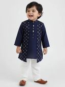 Navy Blue color option, Currently selected