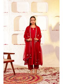 Firann By Shaheen - Red Kurta and Pant and Dupatta (Set of 3)