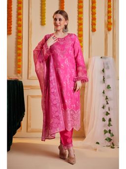 Heeposh - Pink Floral Embroidered Kurta with Pant and Dupatta (Set of 3)