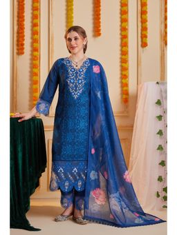 Heeposh - Blue Floral Embroidered Kurta with Pant and Dupatta (Set of 3)