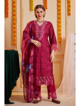 Heeposh - Pink Floral Embroidered Kurta with Pant and Dupatta (Set of 3)