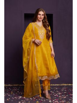 Heeposh - Yellow Embroidered Kurta with Pant and Dupatta (Set of 3)