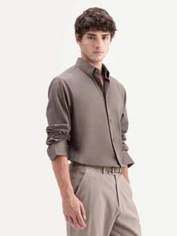 Rare Rabbit - Brown Solid Polycotton Regular Fit Shirt