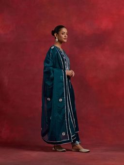 SHAABA CLOTHING - Teal Organza Gota Embroidered Teal Dupatta