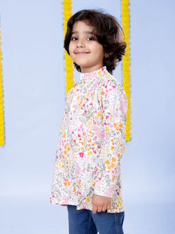 KiddoPanti - Boys White Cotton Floral Printed Short Kurta