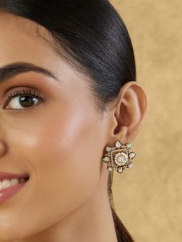 Indinoor - Chaukor Kundan Gold Statement Stud Earrings