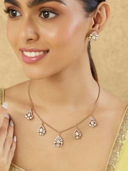 Indinoor - Kundan Gold Short Jewellery Set