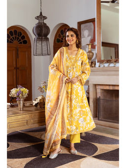 Autumnlane - Tejaswi Amber Yellow Floral Kurta with Pant and Dupatta (Set of 3)