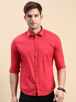 SHOWOFFFF - Men Spread Collar Red Slim Fit Solid Shirt
