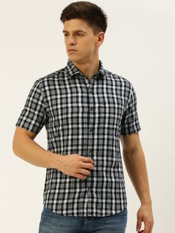 SHOWOFFFF - Men Spread Collar Checked Grey Slim Fit Shirt