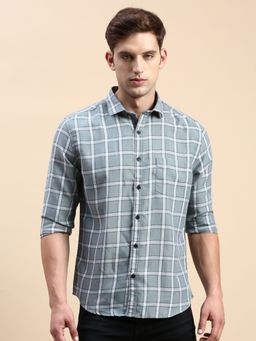 SHOWOFFFF - Men Spread Collar Grey Slim Fit Checked Shirt