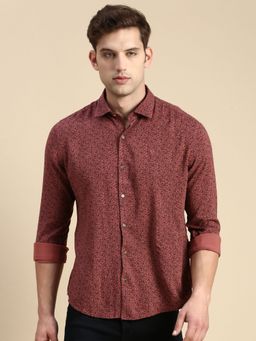SHOWOFFFF - Men Spread Collar Peach Slim Fit Printed Shirt