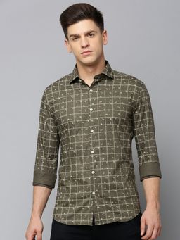 SHOWOFFFF - Men Spread Collar Checked Olive Slim Fit Shirt