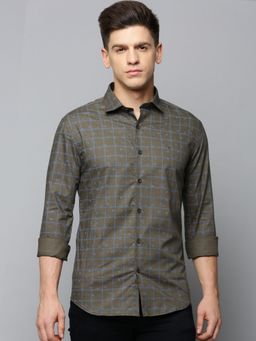 SHOWOFFFF - Men Spread Collar Checked Olive Slim Fit Shirt