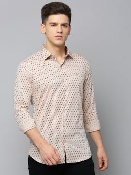 SHOWOFFFF - Men Spread Collar Printed Beige Slim Fit Shirt
