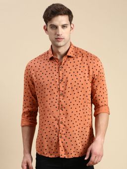 SHOWOFF - Men Spread Collar Peach Slim Fit Polka Dots Shirt
