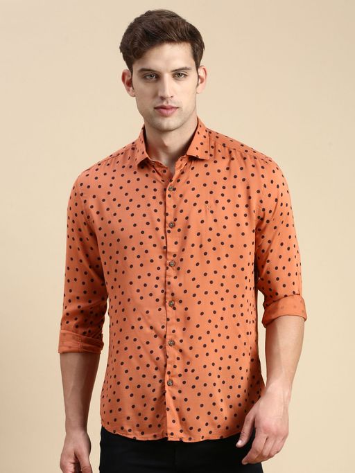 Buy SHOWOFFFF Men Spread Collar Peach Slim Fit Polka Dots Shirt Online