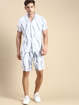 SHOWOFFFF - Men Short Sleeves Printed White Co-Ords (Set of 2)
