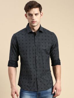 SHOWOFFFF - Men Spread Collar Grey Slim Fit Self Design Shirt