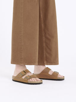 Birkenstock - Arizona Unisex Beige Natural Leather Oiled Two Strap Sandals