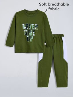 Hopscotch - Green Typographic Cotton T-Shirt & Pant