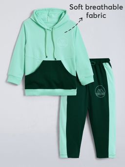Hopscotch - Green Colour block Cotton T-Shirt & Pant