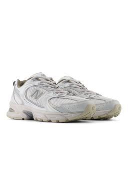 New Balance - Men Grey Sneakers