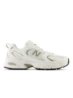 New Balance - Men Beige Sneakers