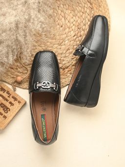Valentino - Women Black Leather Loafers